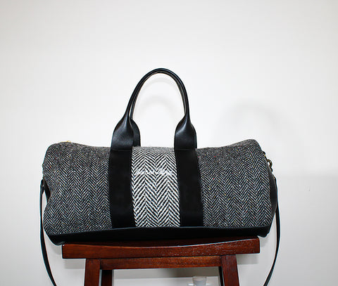 The James Duffle Bag - Donegal Black